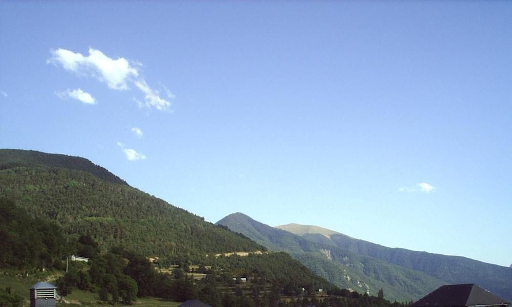 Apartamentos Gabarre Broto Buitenkant foto