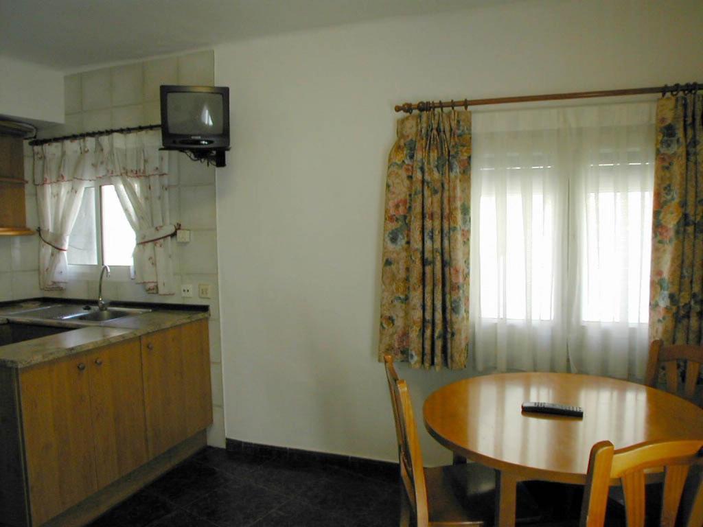 Apartamentos Gabarre Broto Buitenkant foto